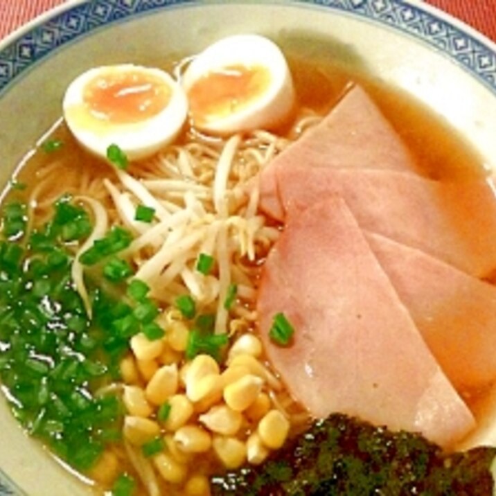 和っとびっくり！和風な、あごだしラーメン